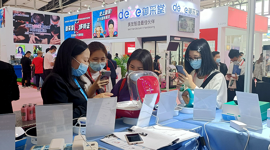 諾鉑廣州美博會閃耀出色,精彩完美收官!(圖13) 諾鉑廣州美博會閃耀出色,精彩完美收官!(圖13)