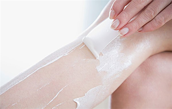 夏天到了,小姐姐們?cè)撛鯓影踩行У拿撁兀?圖1) 夏天到了,小姐姐們?cè)撛鯓影踩行У拿撁兀?圖1)