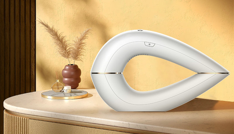 藍(lán)寶石冰點(diǎn)脫毛儀,讓你告別獼猴桃稱號(hào)(圖1) 藍(lán)寶石冰點(diǎn)脫毛儀,讓你告別獼猴桃稱號(hào)(圖1)