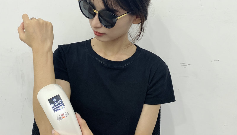 家用脫毛儀的光對(duì)眼睛有傷害嗎(圖2) 家用脫毛儀的光對(duì)眼睛有傷害嗎(圖2)